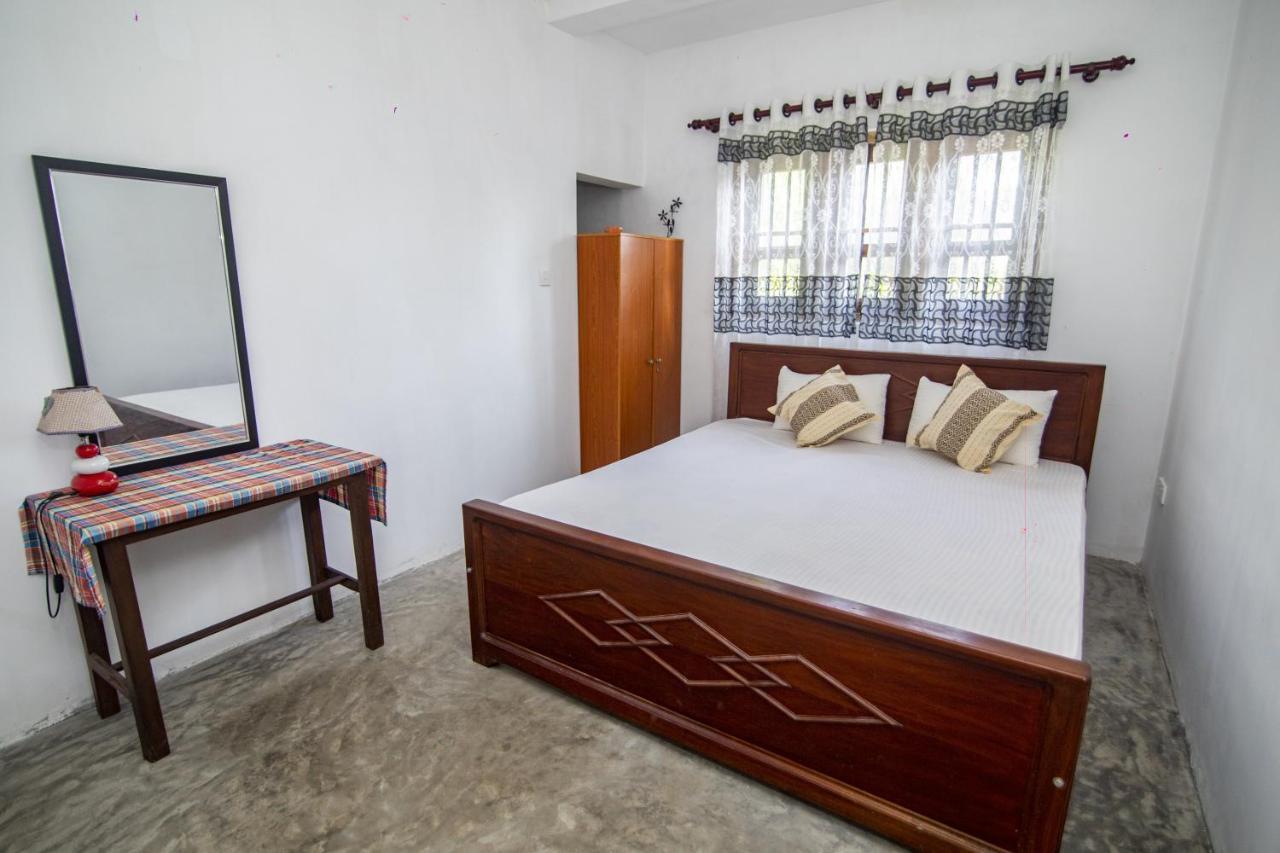 Aira Hotel Boossa ภายนอก รูปภาพ